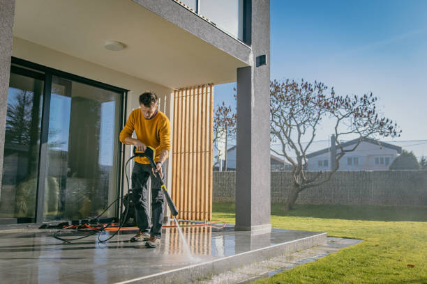 Best Animal Enclosure Cleaning  in Laguna Heights, TX